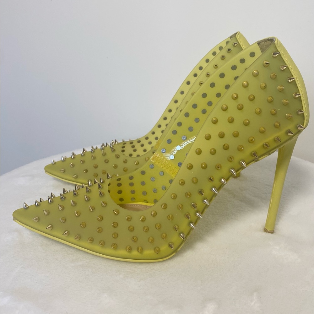 Steve Madden yellow spiked heels